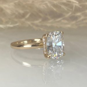 alternative engagement rings showing moissanite cushion cut ring