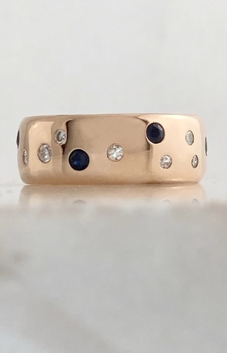 flush set sapphire and diamond yellow gold wide right hand ring - Suzanne Crudden Custom Jewellery