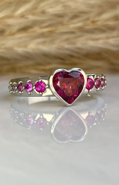 heart shaped garnet ring white gold with pink sapphires.jpeg - Suzanne Crudden Custom Jewellery