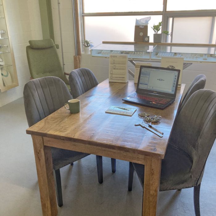 consultation 800x800 - Suzanne Crudden Custom Jewellery